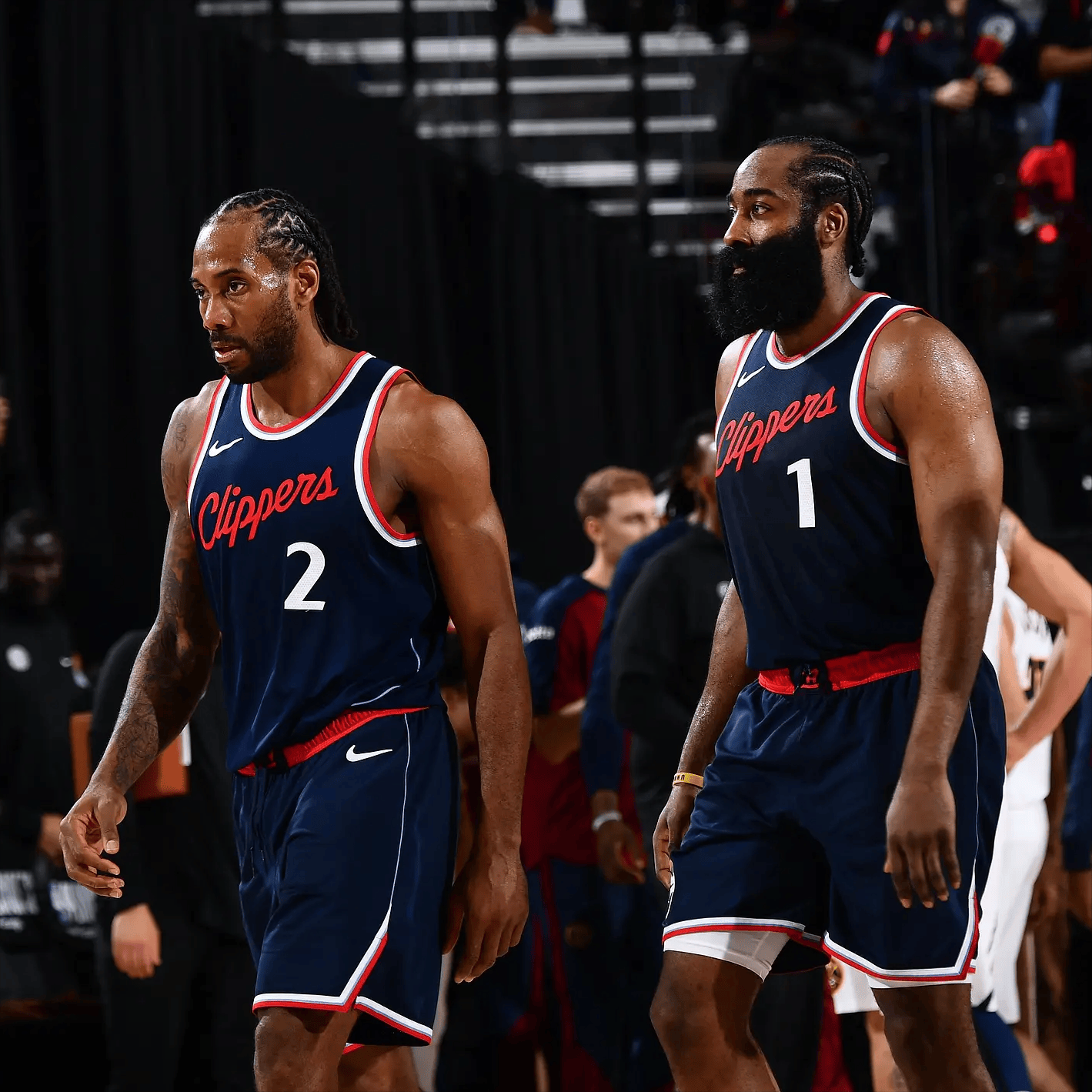 厚度继续紧 厚度继续紧